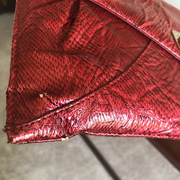 WHBM red patent envelope clutch - Picture 5 of 8